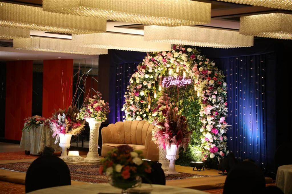 Park Inn By Radisson Gurgaon Bilaspur Manesar Exterior photo