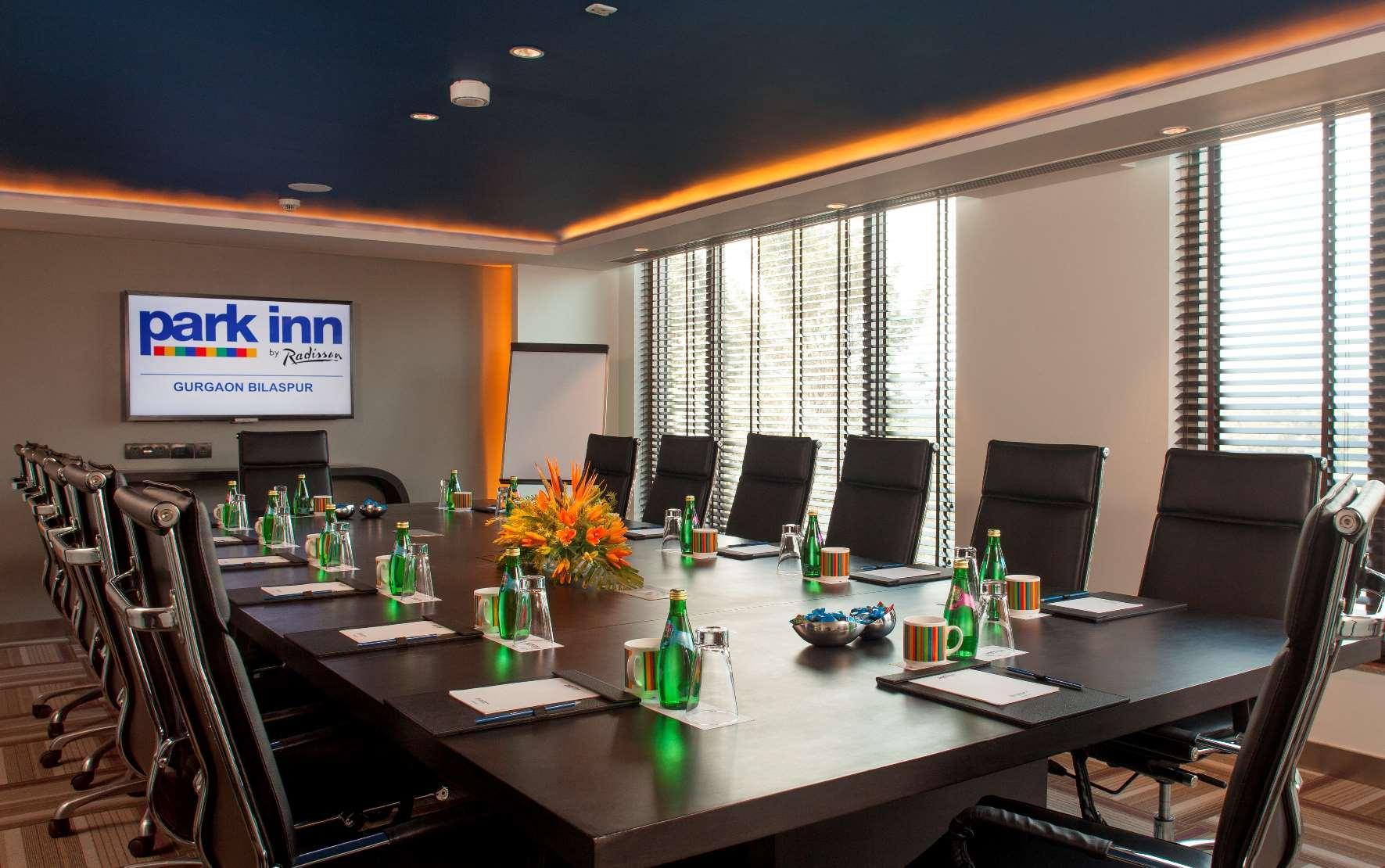 Park Inn By Radisson Gurgaon Bilaspur Manesar Exterior photo